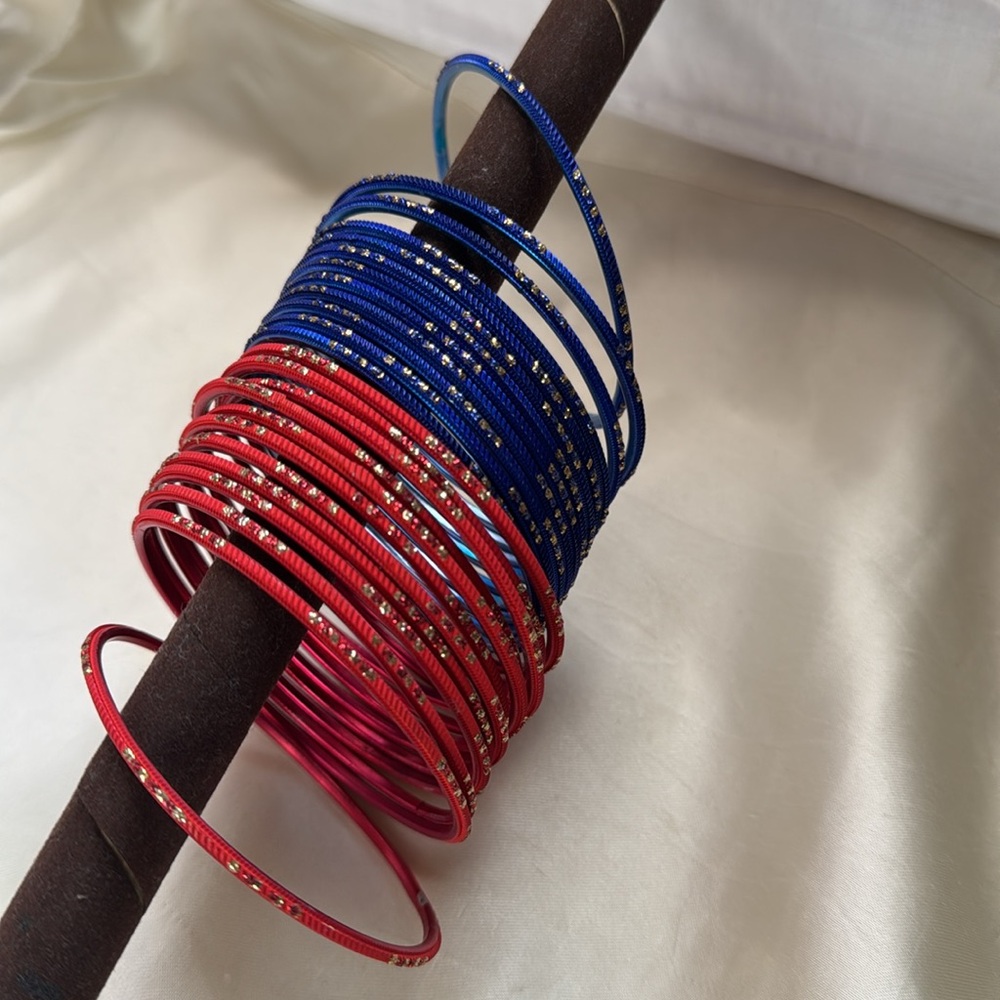 🌸Reddish Orange and Blue with golden design Bangles (Bracelets)🌸 - Picture 6 of 8